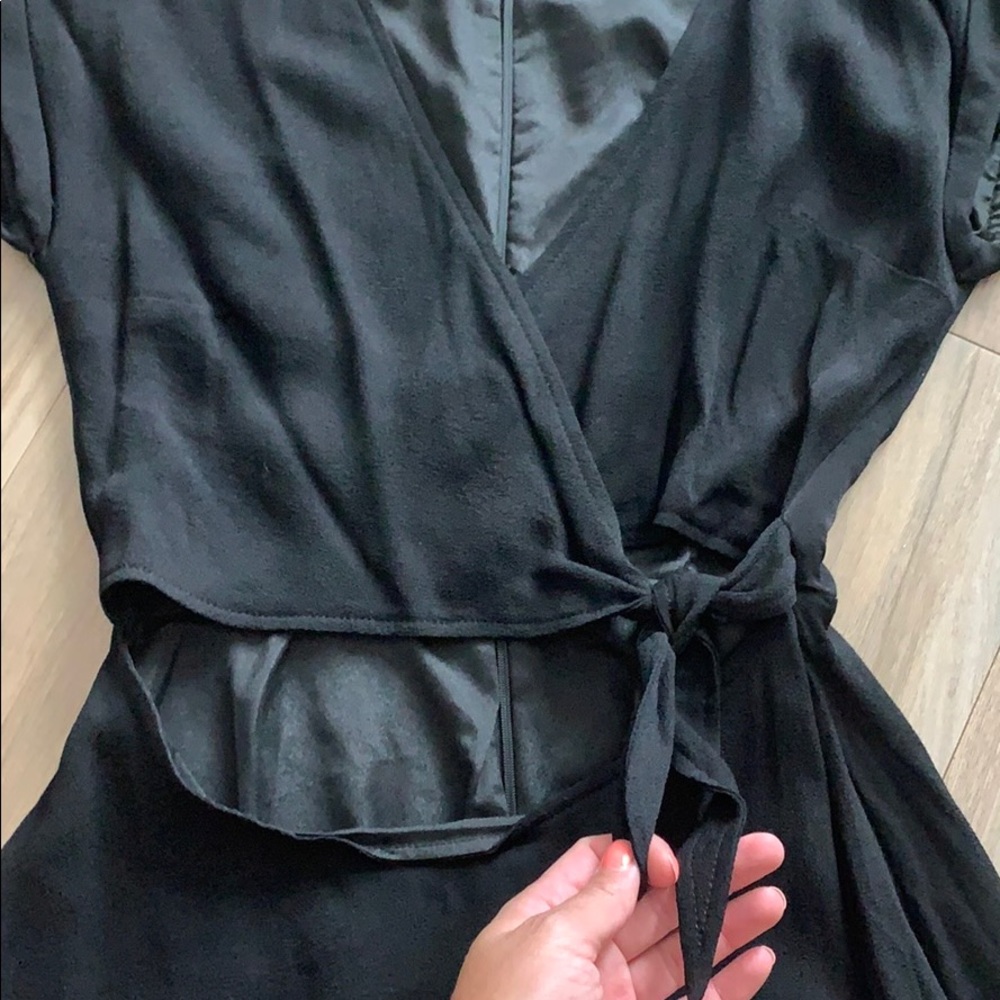 TOBI Tie Front Cut Out dress! WORN ONCE